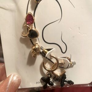 Stud earring set!!!! Great stockings stuffers!!!